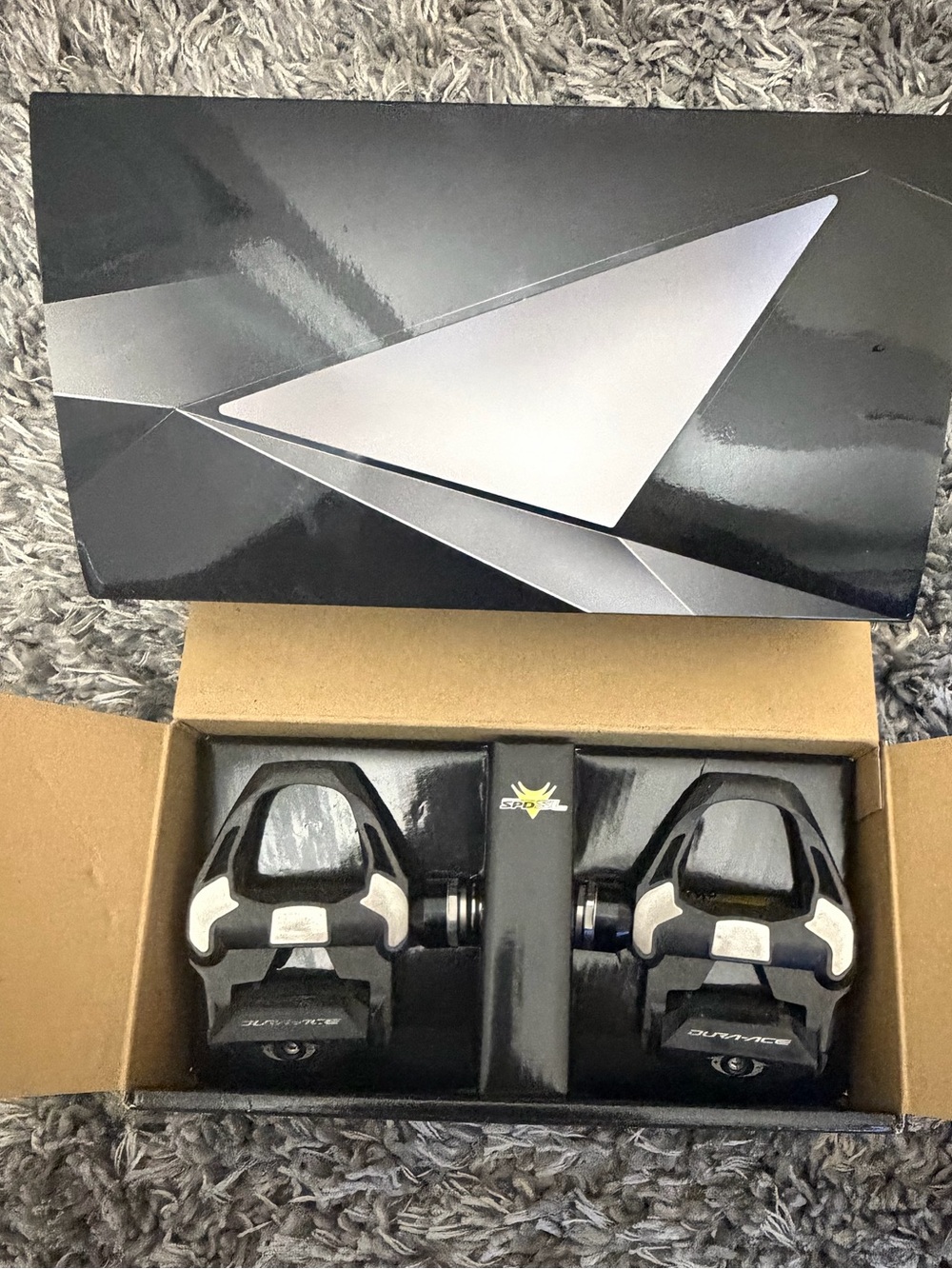 Shimano Dura-Ace PD-R9100 SPD SL Pedals
#cycling #shimano